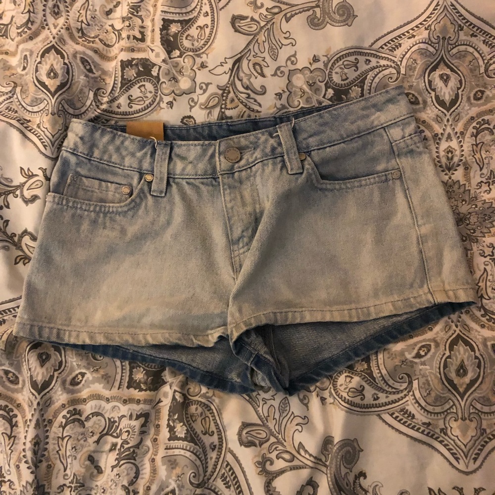 Sz 4 Insight jean shorts